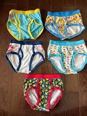 POKEMON BOYS' SIZE 8 PACK 100% COMBED COTTON BRIEF UNDERWEAR
